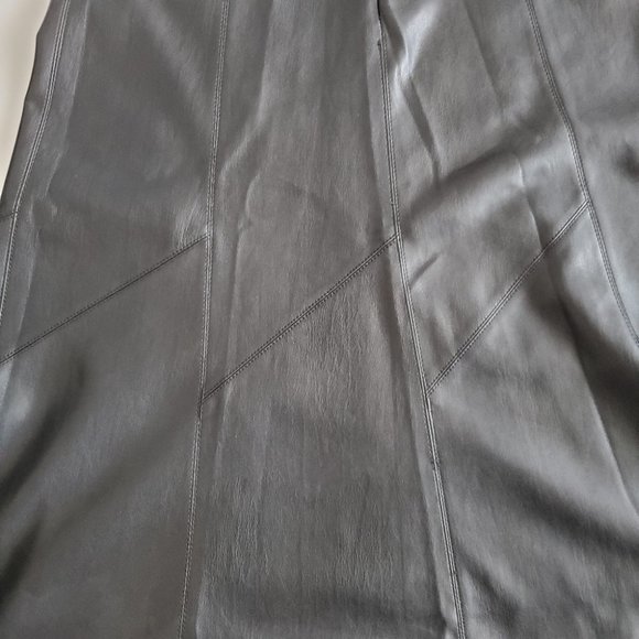 Zara Black Faux Leather A-Line Midi Skirt, Small - Picture 3 of 9